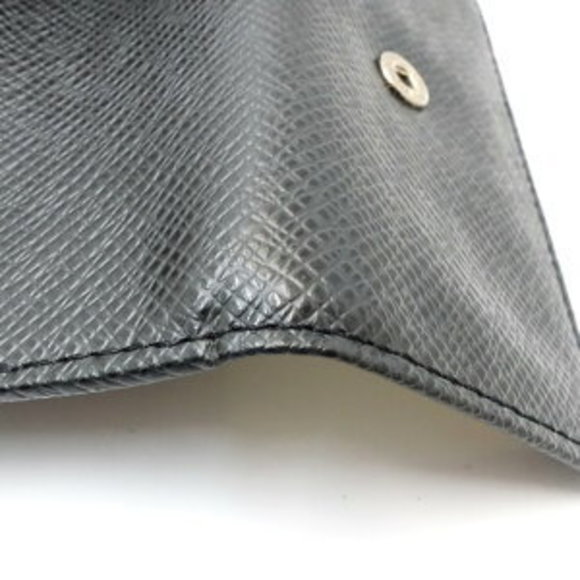 Louis Vuitton Multicle Ardoise Taiga Case Key - Picture 5 of 9